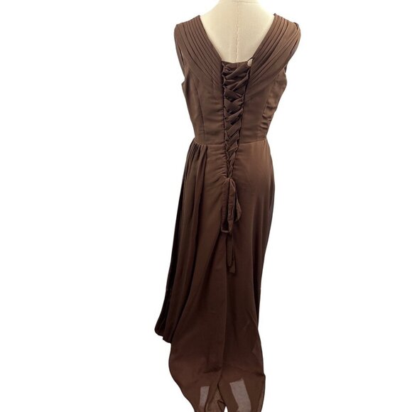Elegant Brown Evening Gown With Beaded Embellishments & Pleated V-Neck Design - Picture 5 of 5